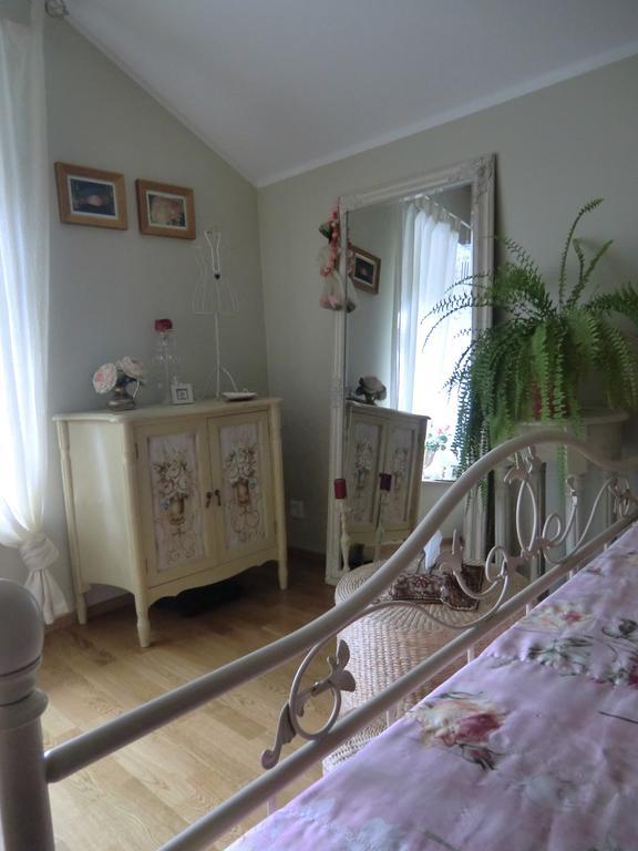 Kuressaare Romantic Apartment Екстериор снимка