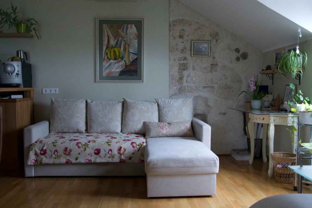 Kuressaare Romantic Apartment Екстериор снимка