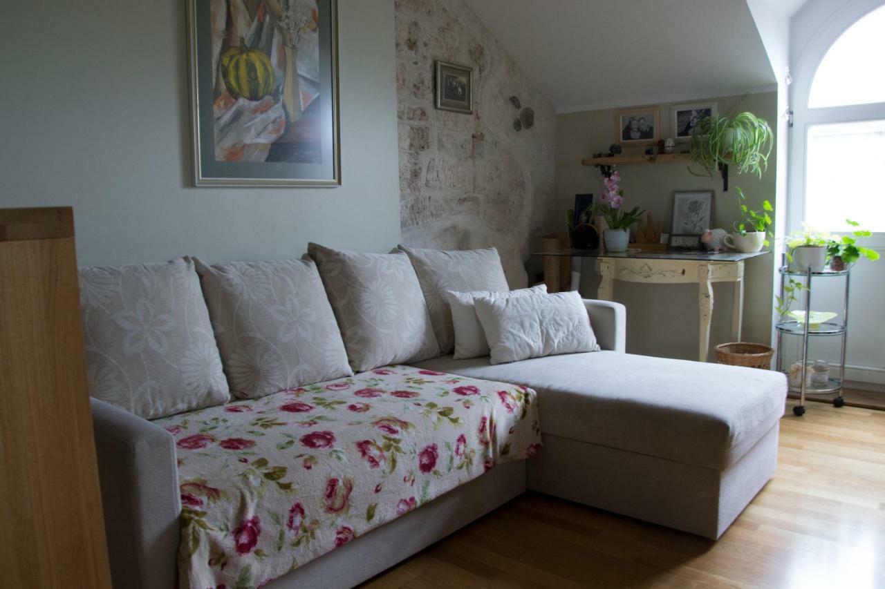 Kuressaare Romantic Apartment Екстериор снимка